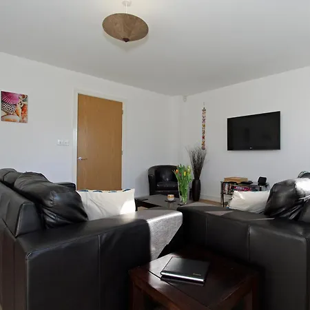 6 Jubilee Close * Saint Merryn