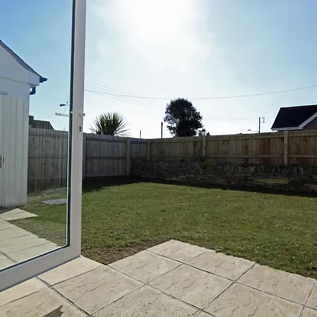 6 Jubilee Close Holiday home