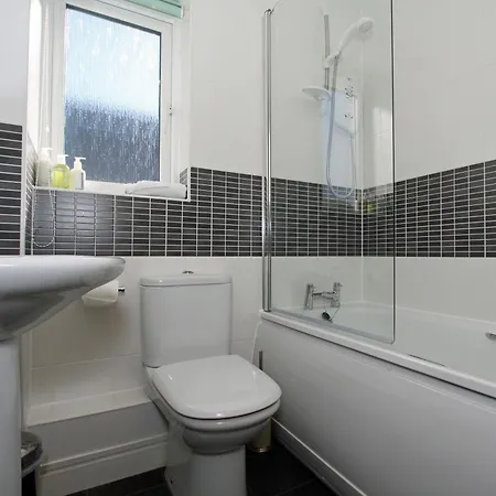 6 Jubilee Close Holiday home
